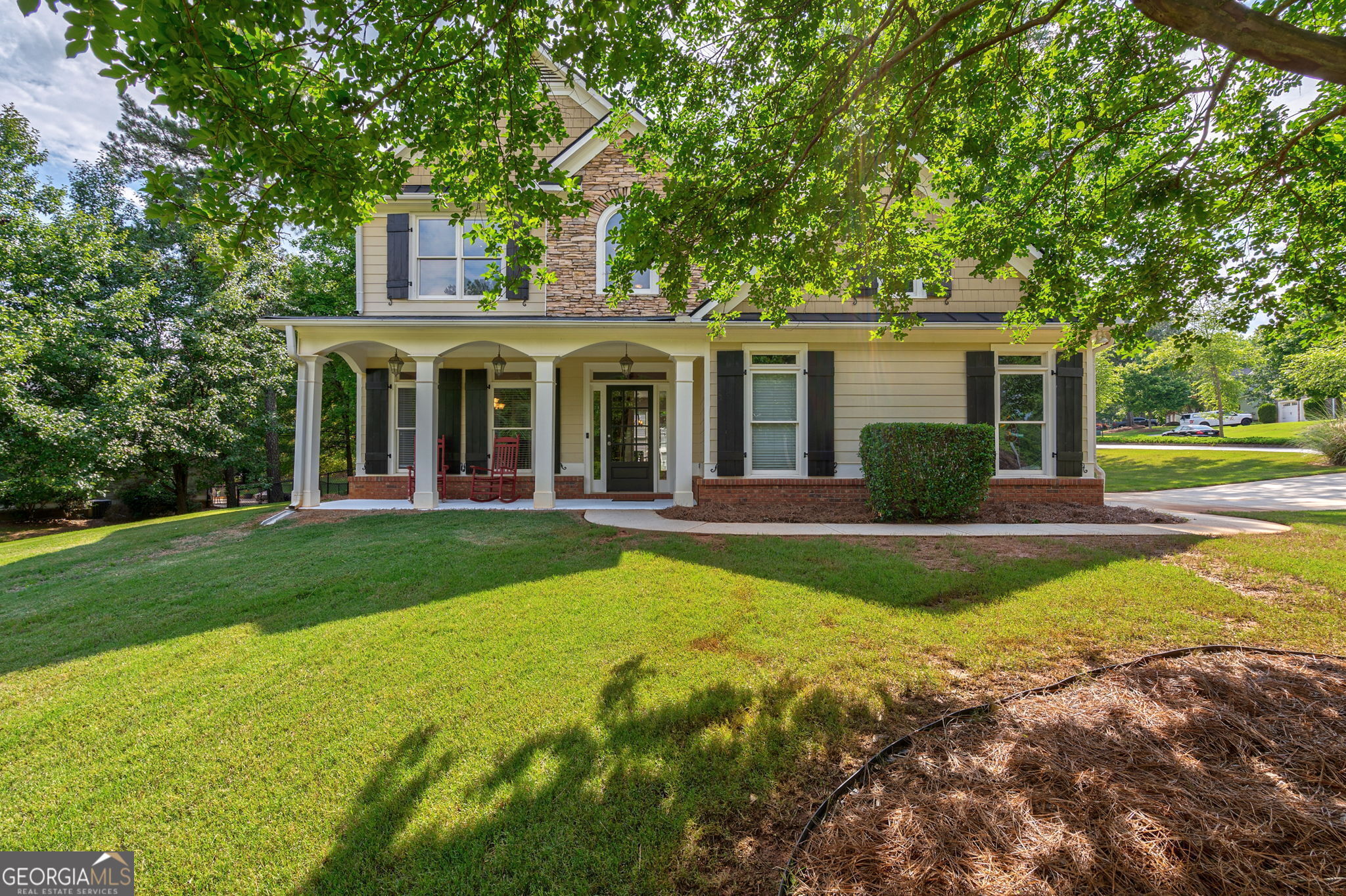Property Photo: 200 Hidden Spring Way GA 30605