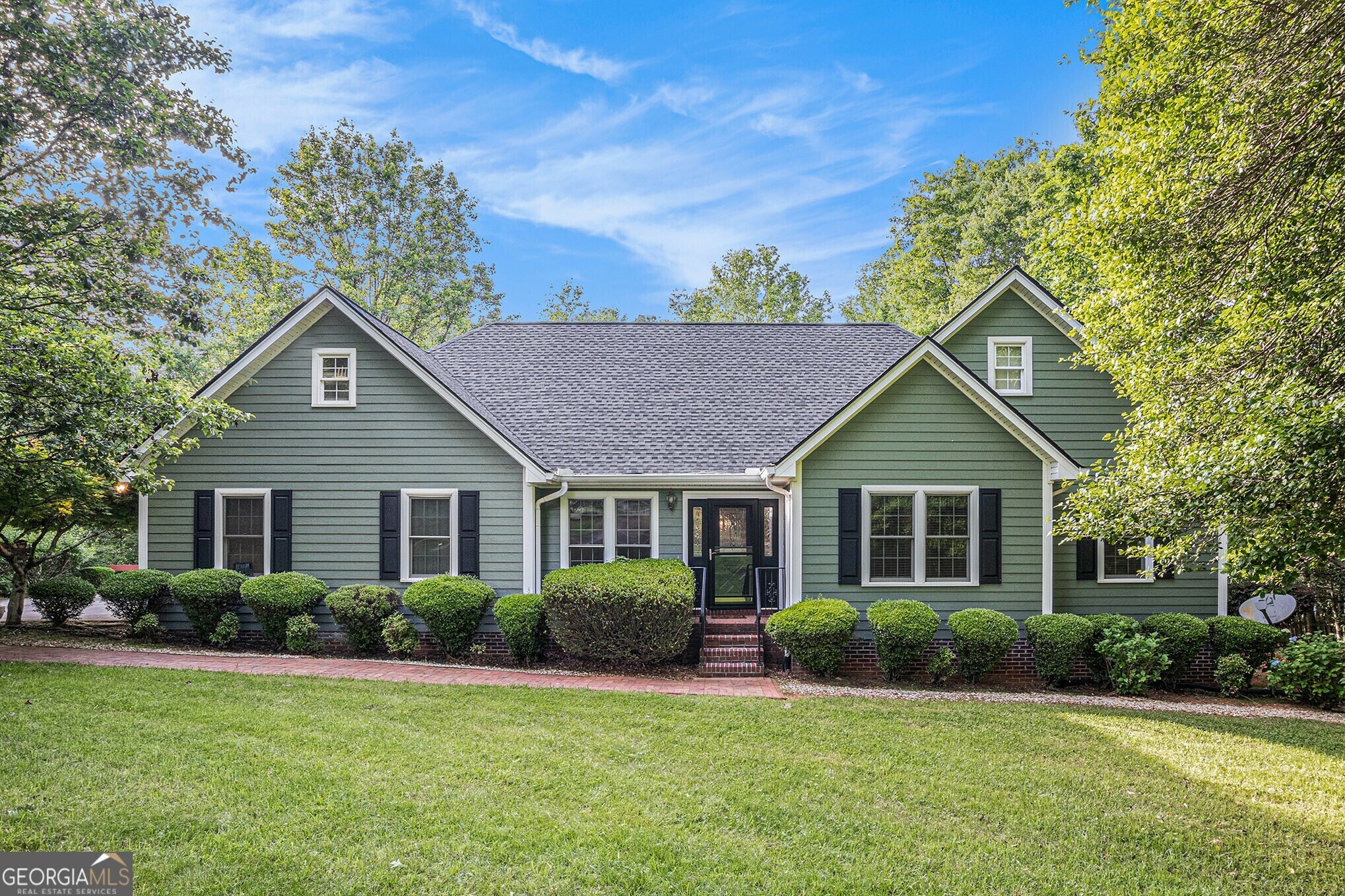 Property Photo: 235 Deerfield Circle GA 30563