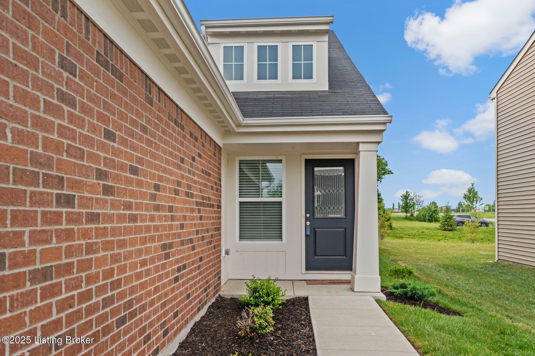Property Photo: 124 Exploration Path KY 40065