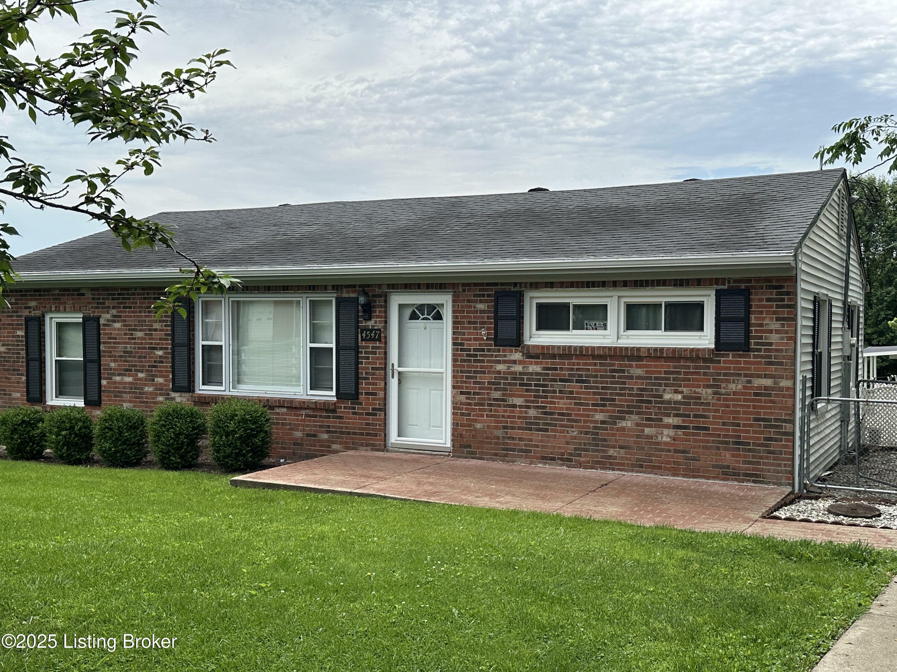 Property Photo: 4547 Aiken Rd KY 40067