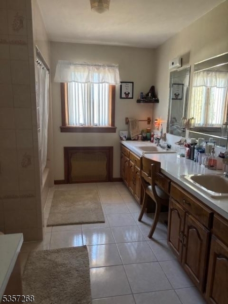 Property Photo: 410 Wills Ave NJ 07874