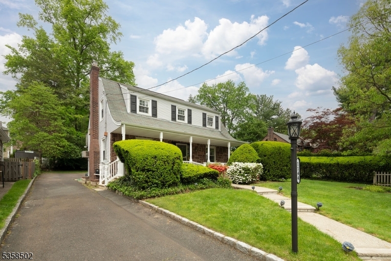 1144 Sussex Rd  Teaneck Twp. NJ 07666 photo