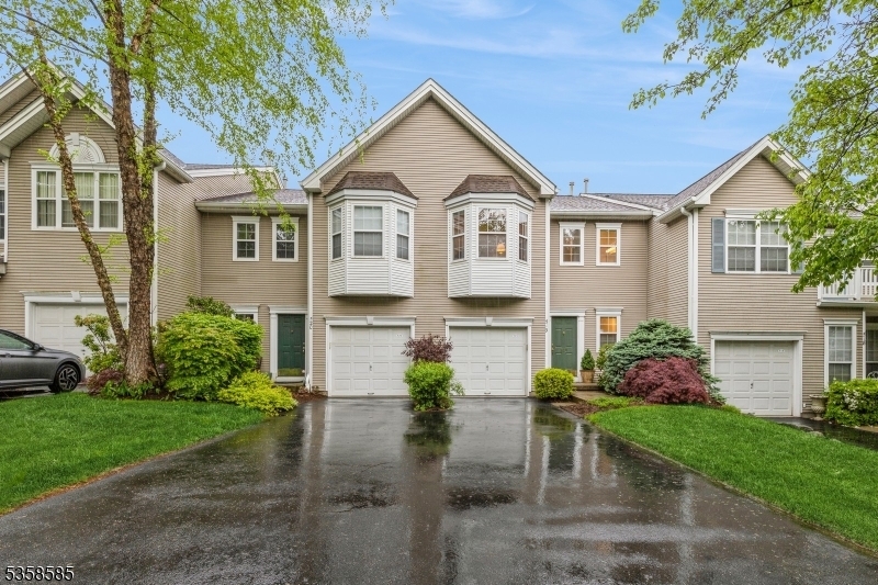519 Green Mountain Rd  Mahwah Twp. NJ 07430 photo