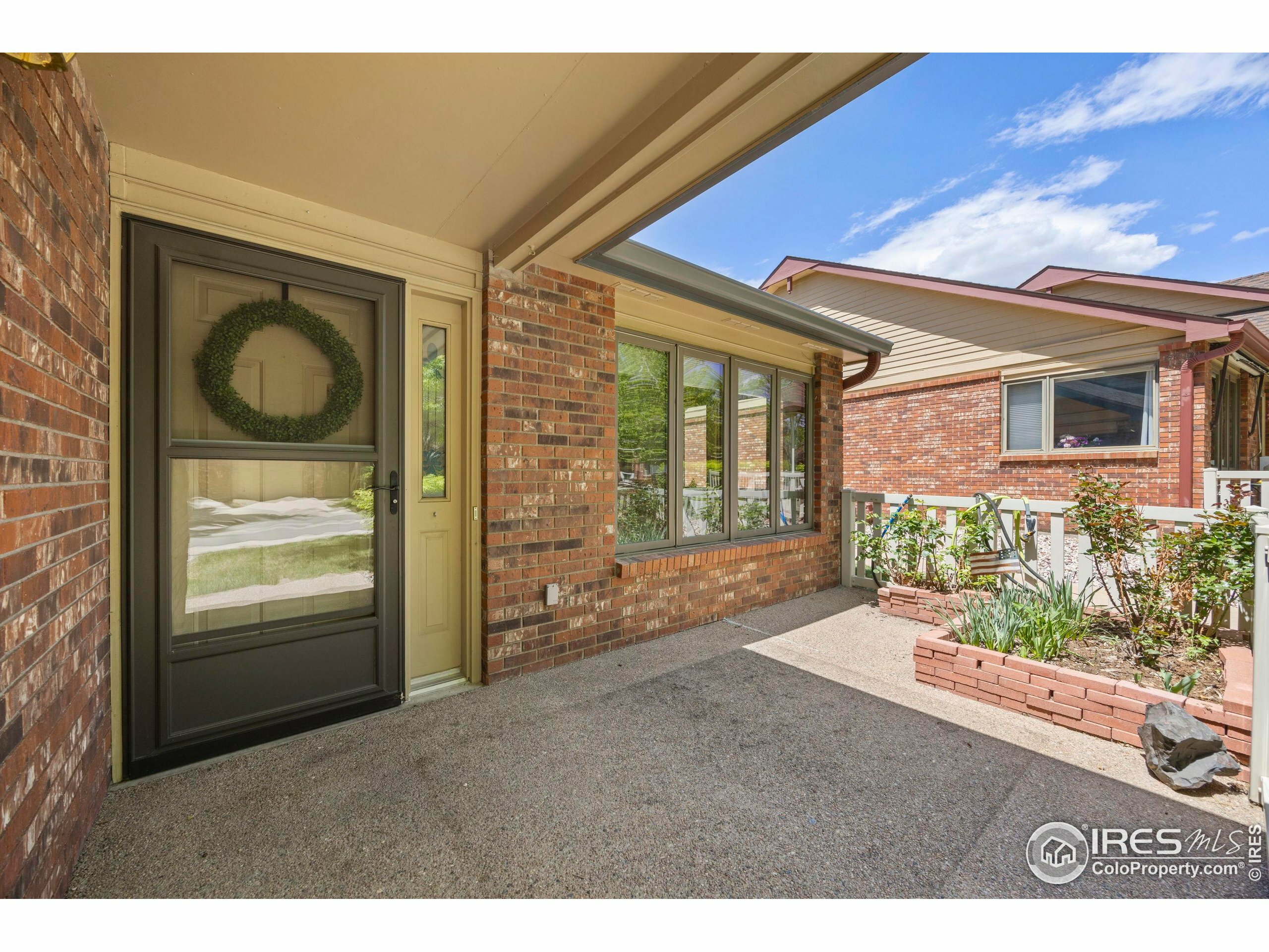 Property Photo: 4560 Larkbunting Dr 5D CO 80526