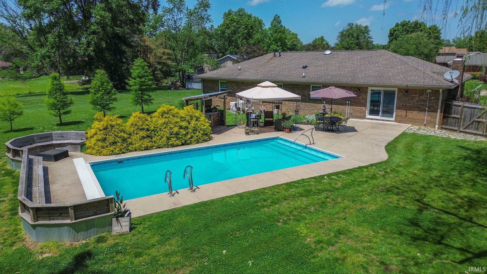 Property Photo: 2733 Conestoga Court IN 47630-9342