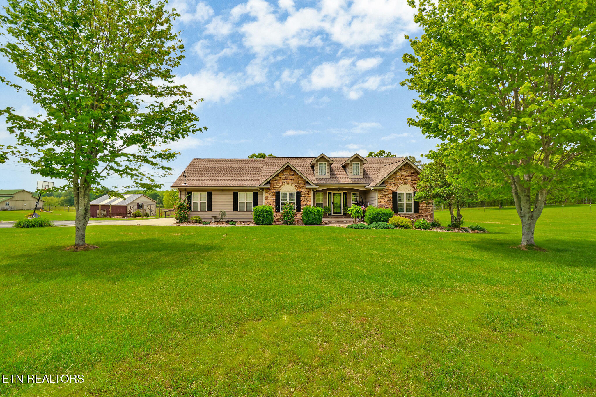 Property Photo:  1066 Vandever Rd  TN 38572 