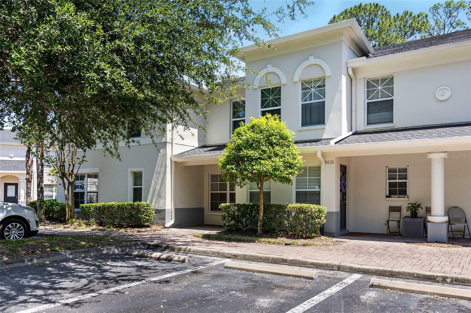 Property Photo: 9628 Charlesberg Drive FL 33635