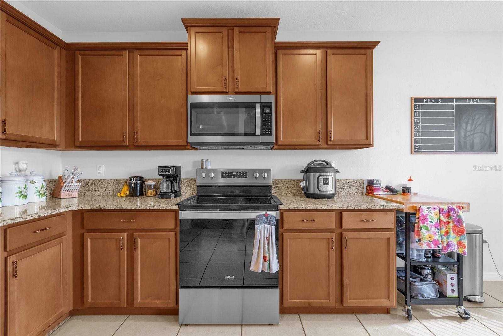 Property Photo: 2060 Patriot Way FL 34769