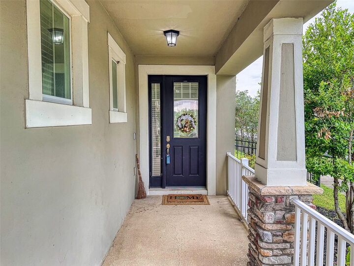 Property Photo: 8635 Tallfield Avenue FL 32832