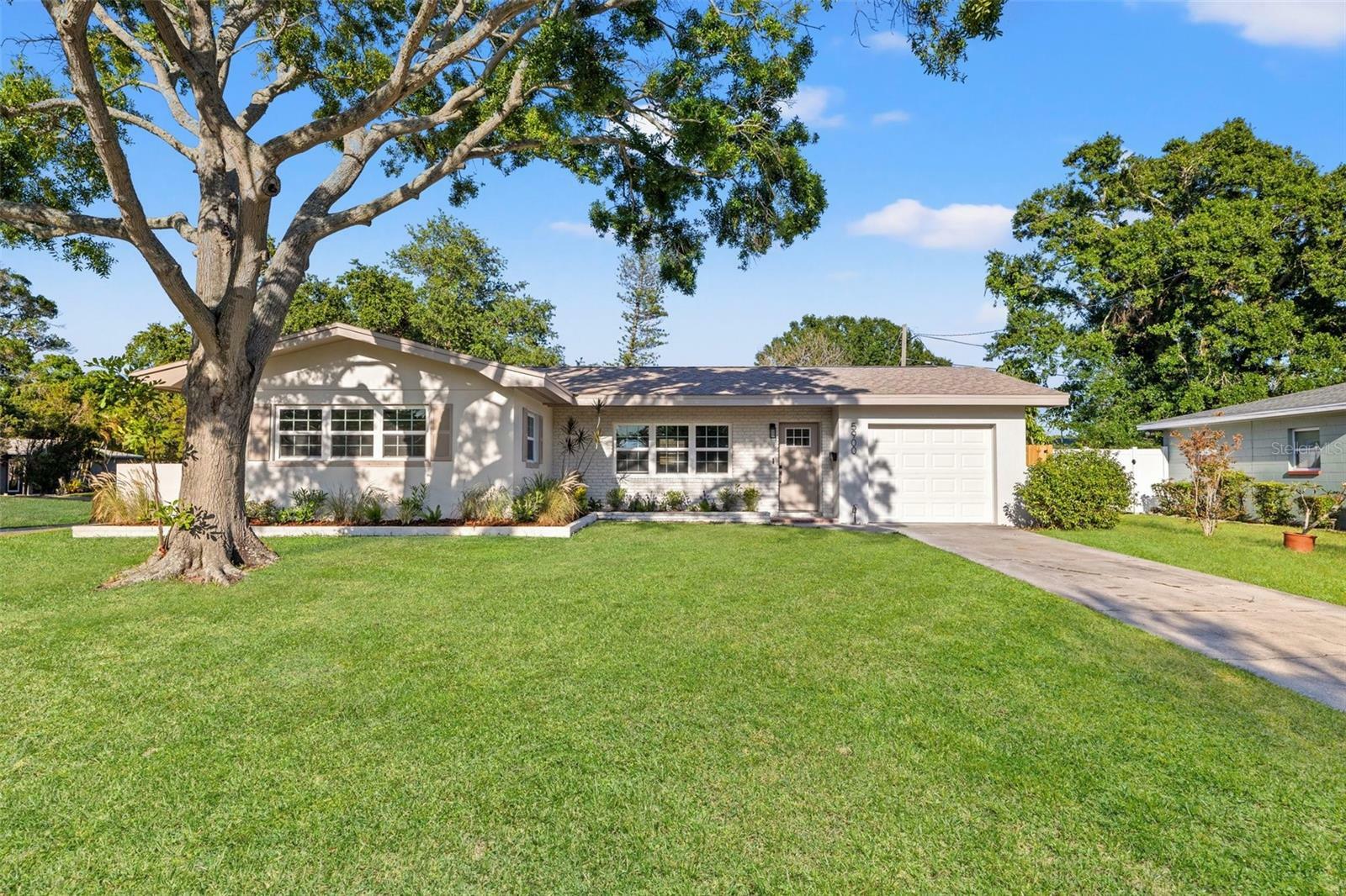 5900 6th Way S  St Petersburg FL 33705 photo