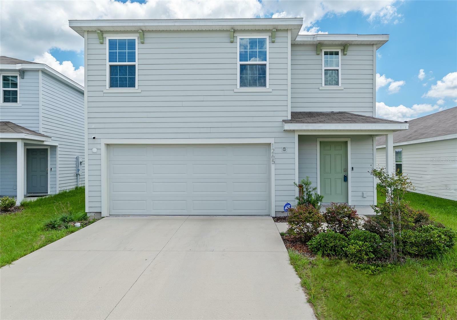 Property Photo: 1265 NW 248th Drive FL 32669