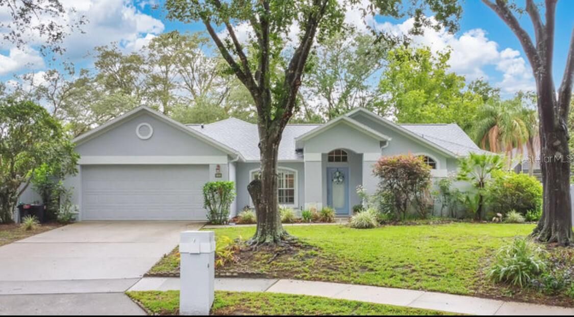 Property Photo: 1800 Silver Valley Court FL 32712