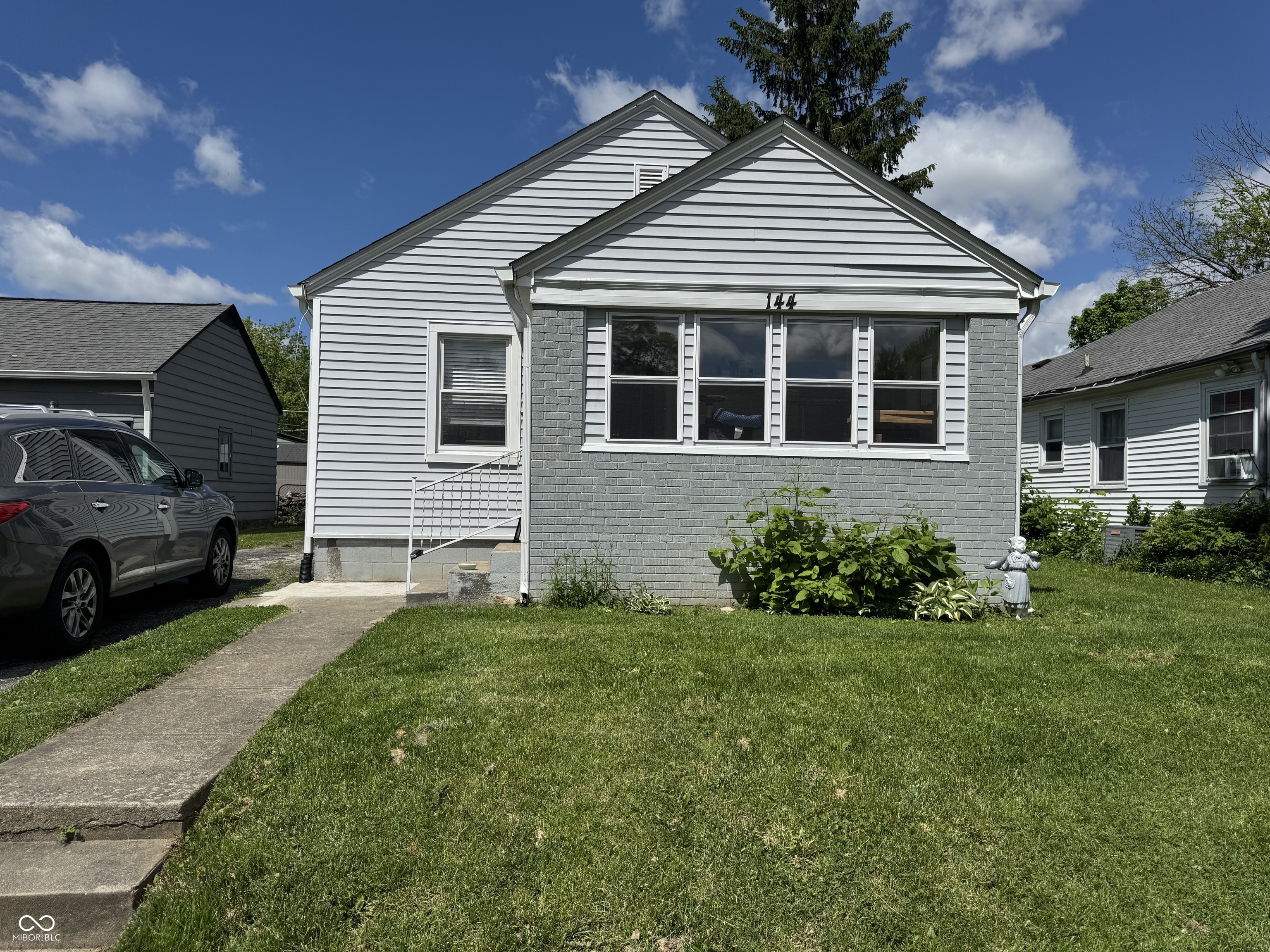 144 S 7th Avenue  Beech Grove IN 46107 photo