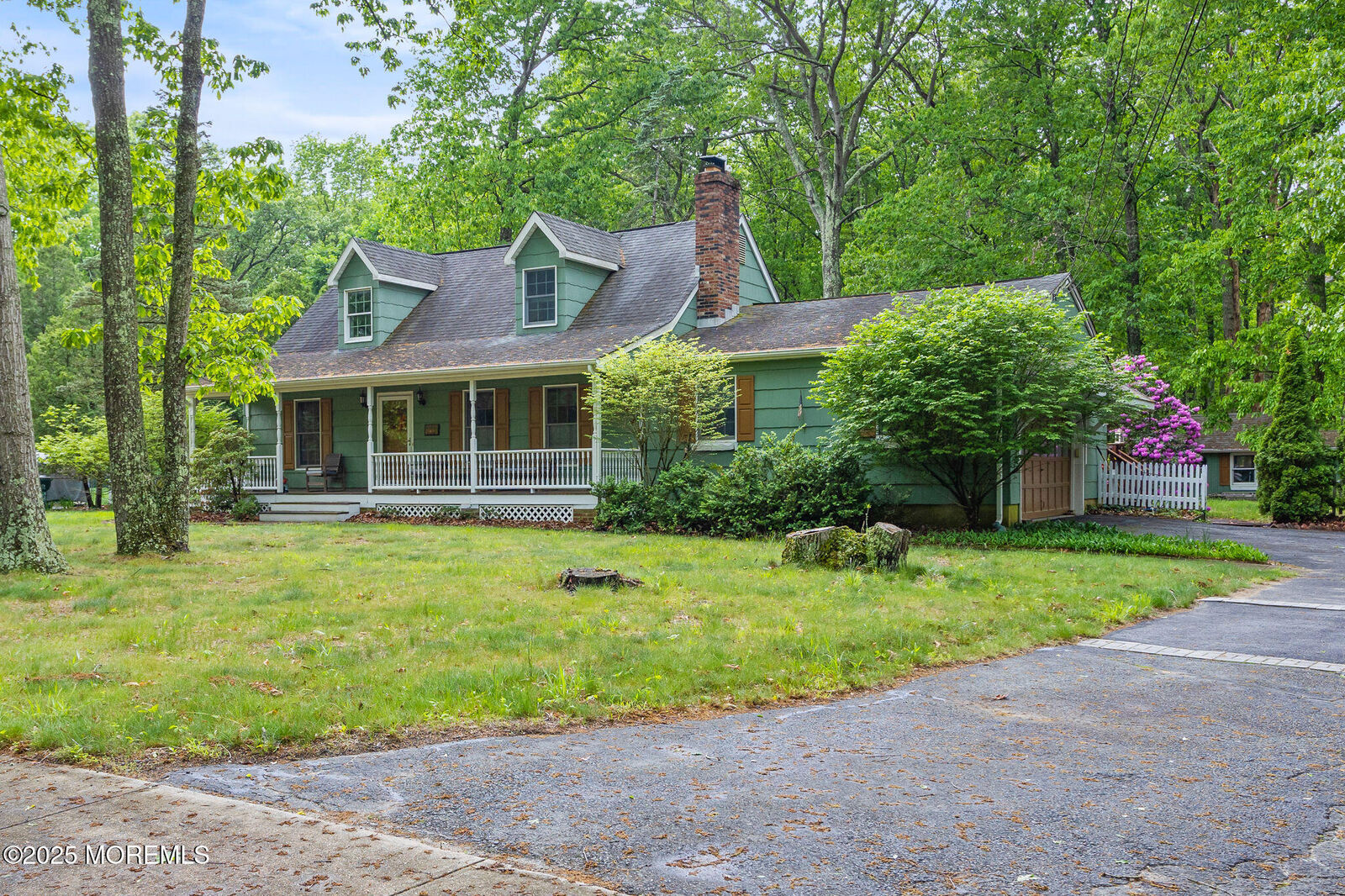 Property Photo: 19 Kenyon Drive NJ 08533