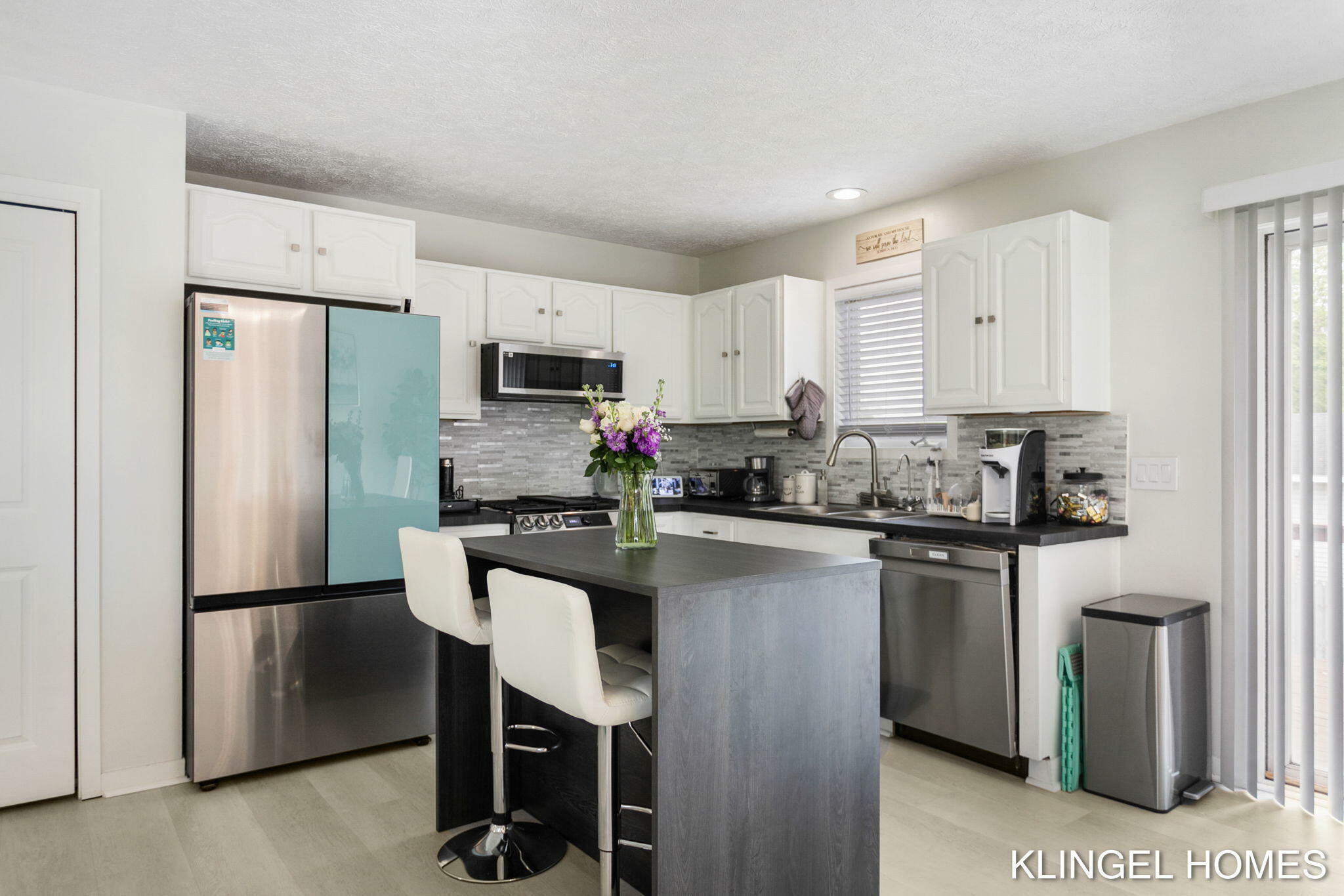 Property Photo: 13050 Westland Court MI 49424
