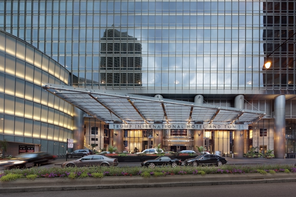 Property Photo: 401 N Wabash Avenue 43J IL 60611