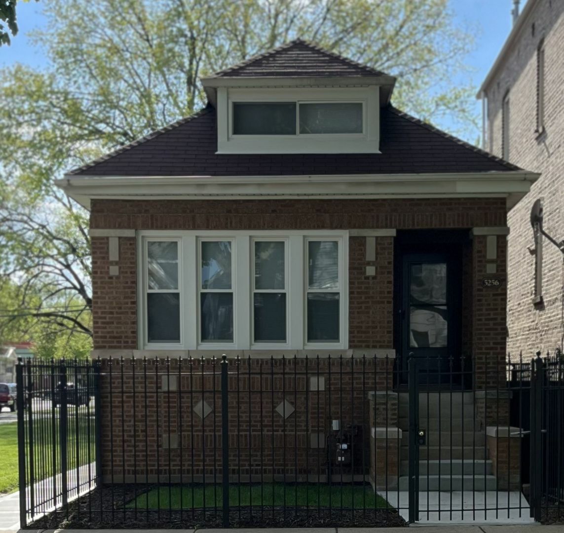 Property Photo: 5256 S Paulina Street IL 60609