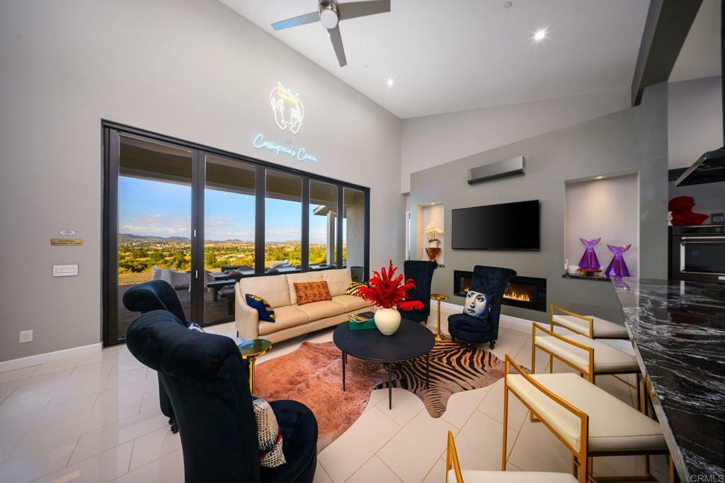 Property Photo: 42950 Ivy Street CA 92562