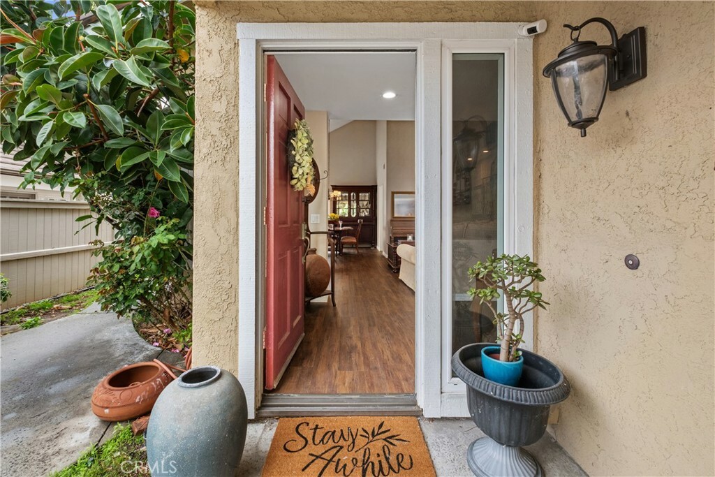 Property Photo:  9 Northgrove 11  CA 92604 