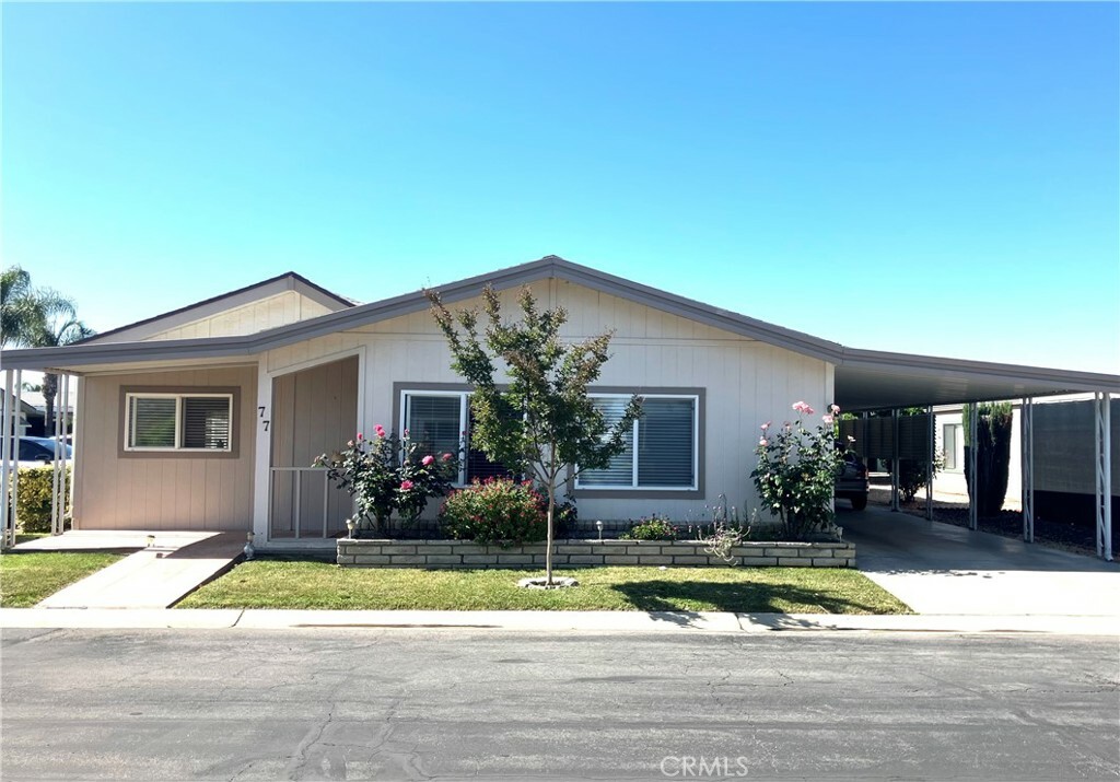 Property Photo: 1250 N Kirby Street 77 CA 92545