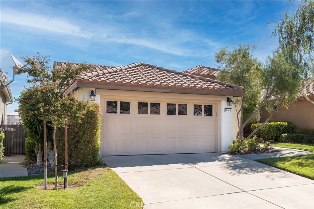 Property Photo:  24464 Chamois Lane  CA 92883 