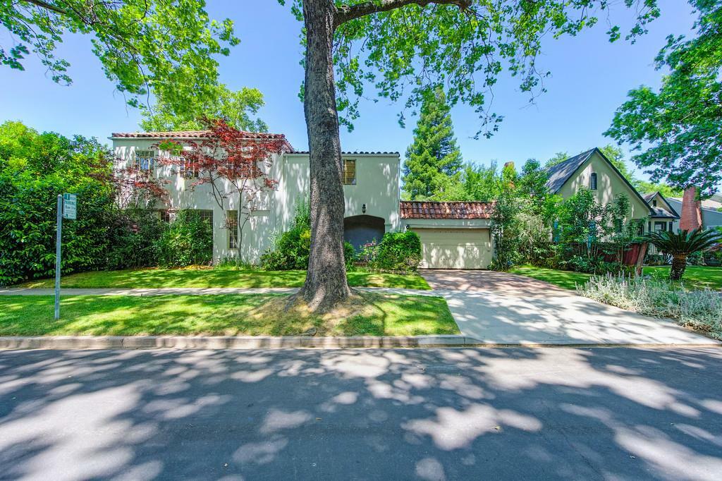 Property Photo: 1701 4th Avenue CA 95818