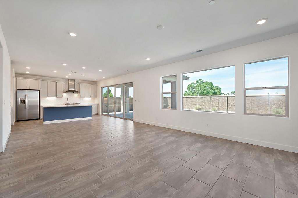 Property Photo: 9207 Bronzewing Place CA 95762