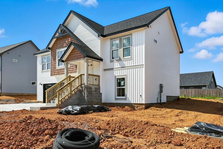 Property Photo: 168 Leitrim Dr TN 37042