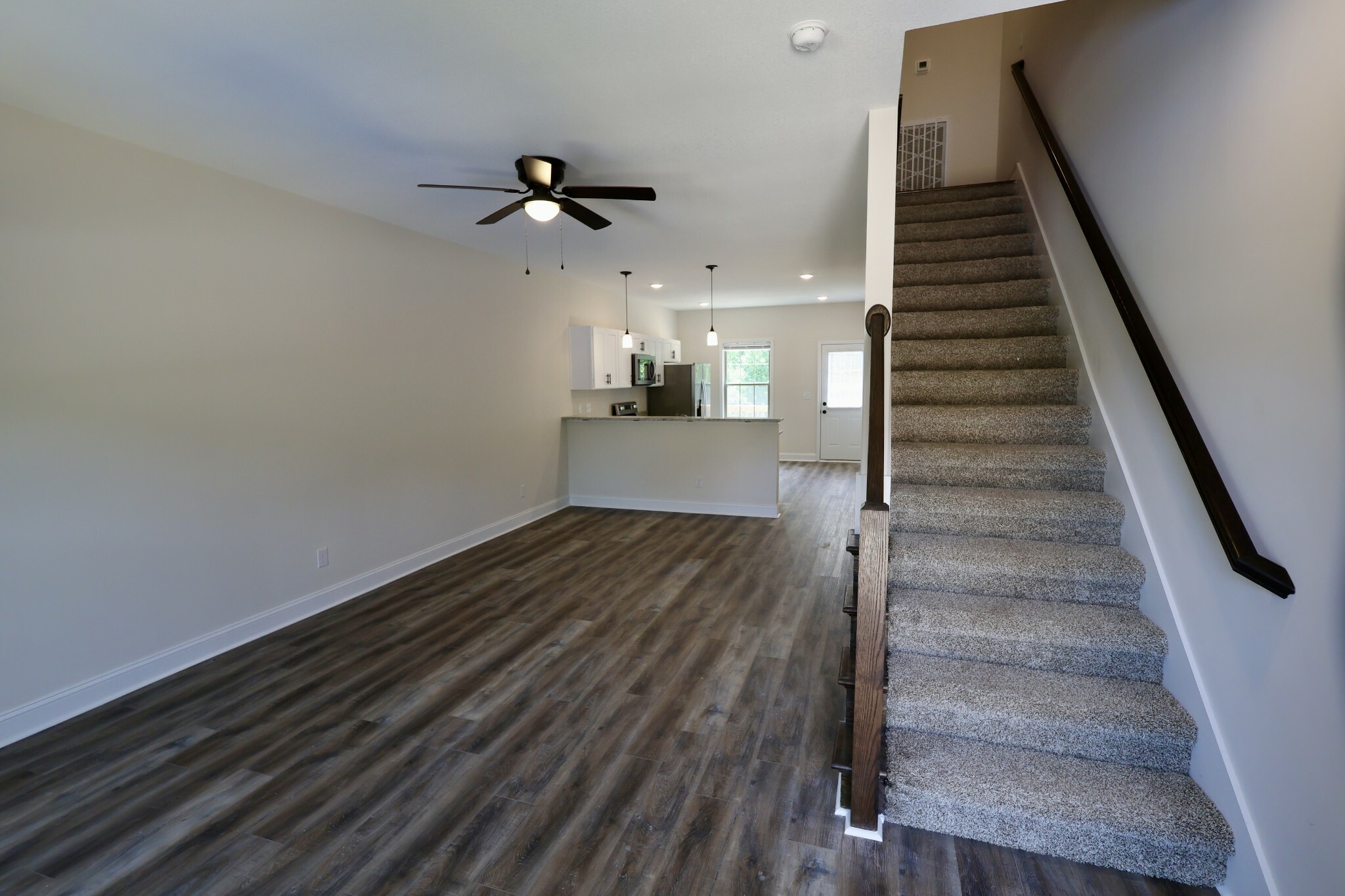 Property Photo: 500 Peachers Mill Rd B3 TN 37042