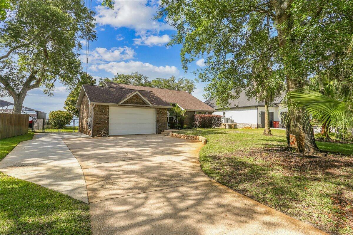 6790 E East Bay Boulevard  Navarre FL 32566 photo
