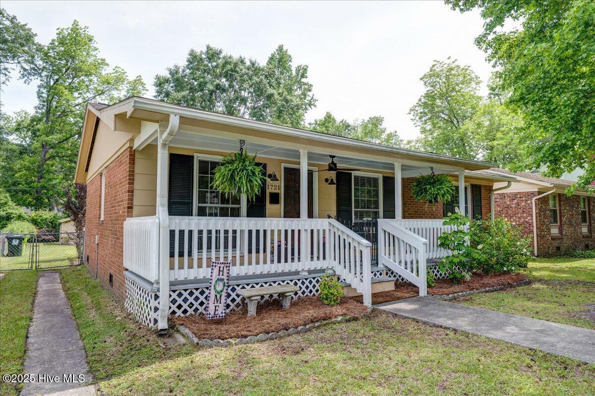 Property Photo: 1721 Spencer Avenue NC 28560