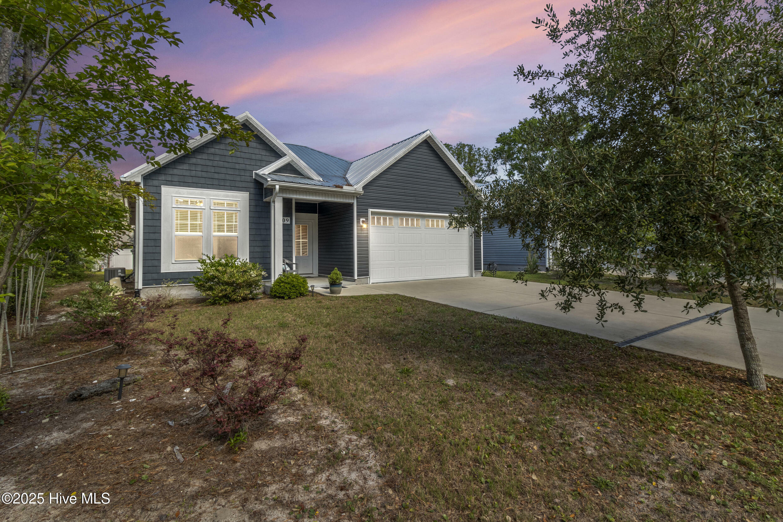 Property Photo: 109 NW 24th Street NC 28465