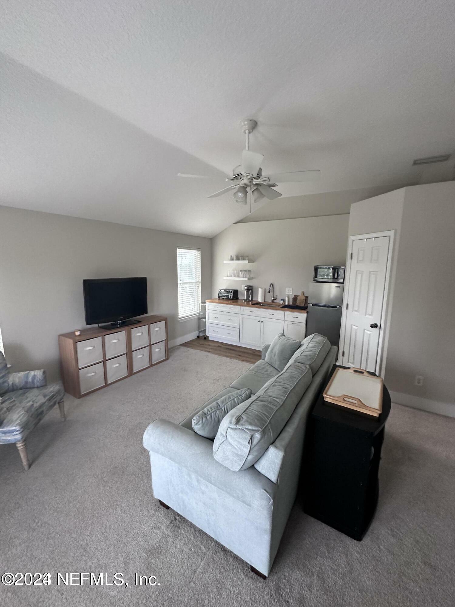Property Photo: 1641 Linkside Drive N FL 32233