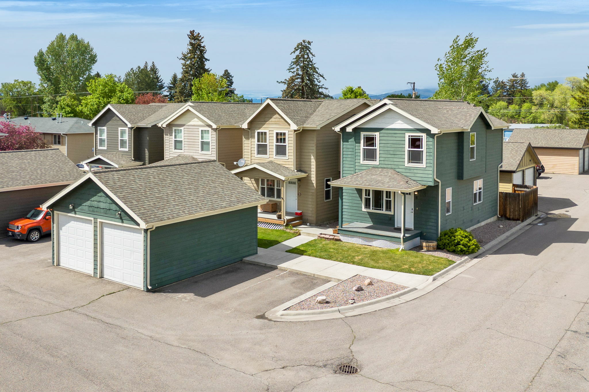 Property Photo: 2337 S 3rd Street W 8 MT 59801