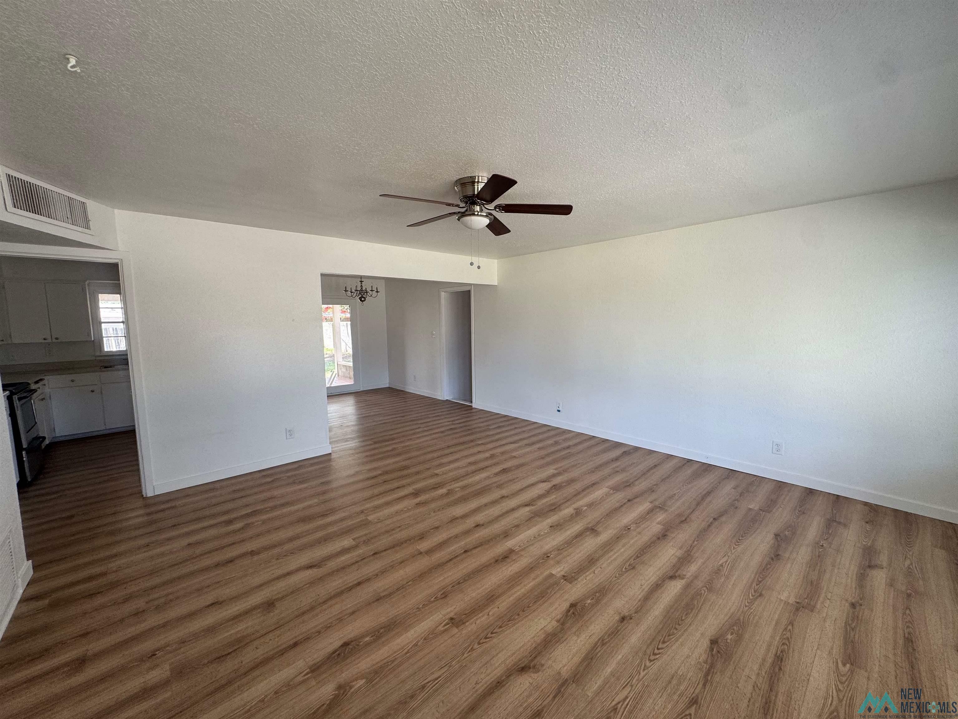 Property Photo: 1805 W Clayton Ave Avenue NM 88210