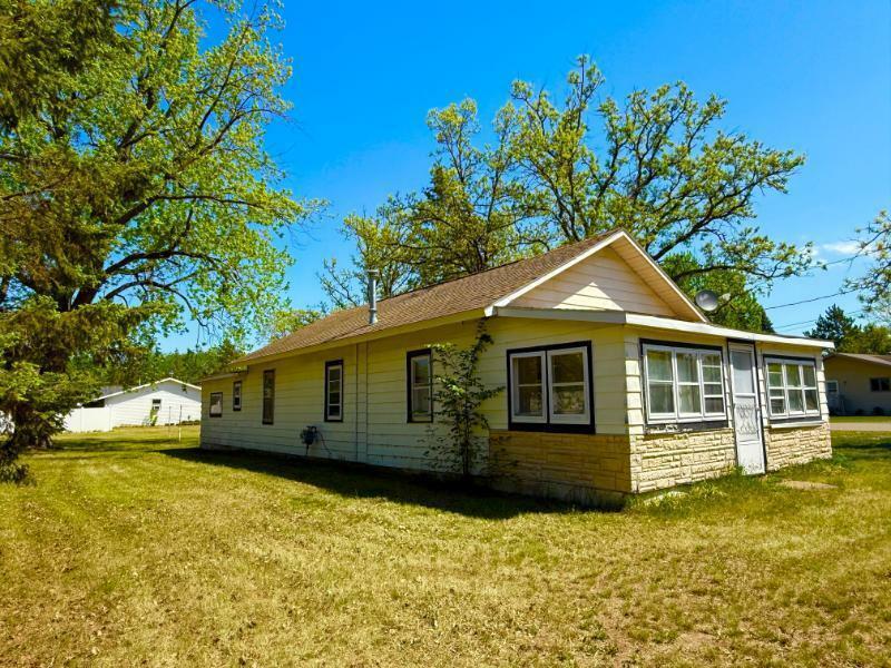 Property Photo: 65 6th Avenue S MN 56466