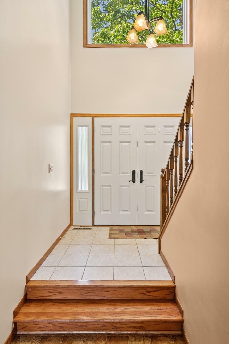 Property Photo: 1301 Stratton Court MN 55317