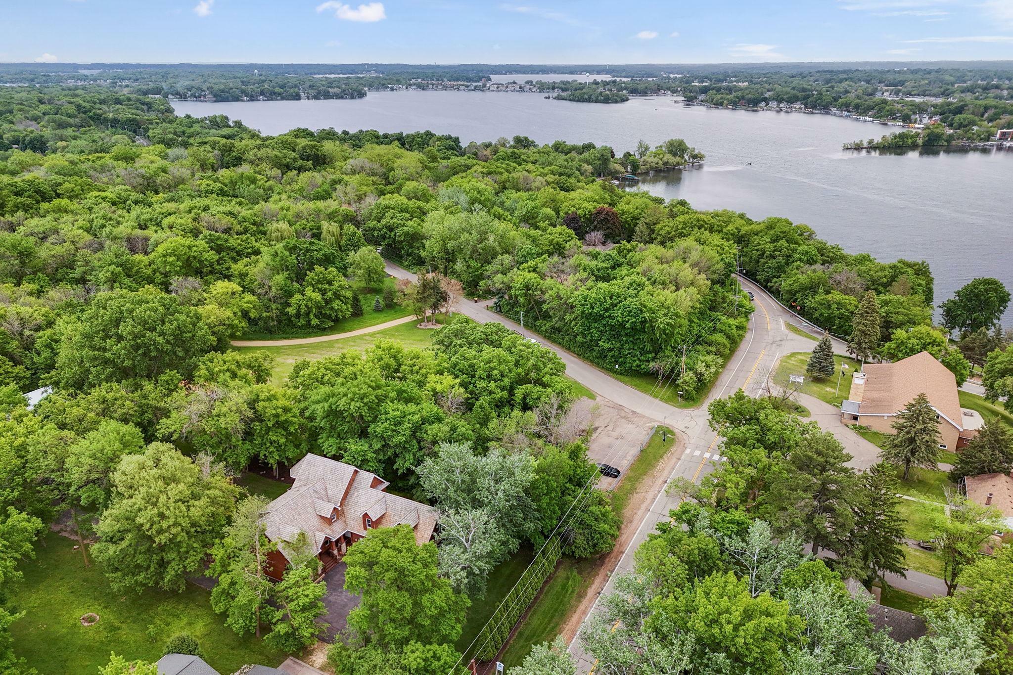 Property Photo: 1130 N Shore Drive W MN 55364
