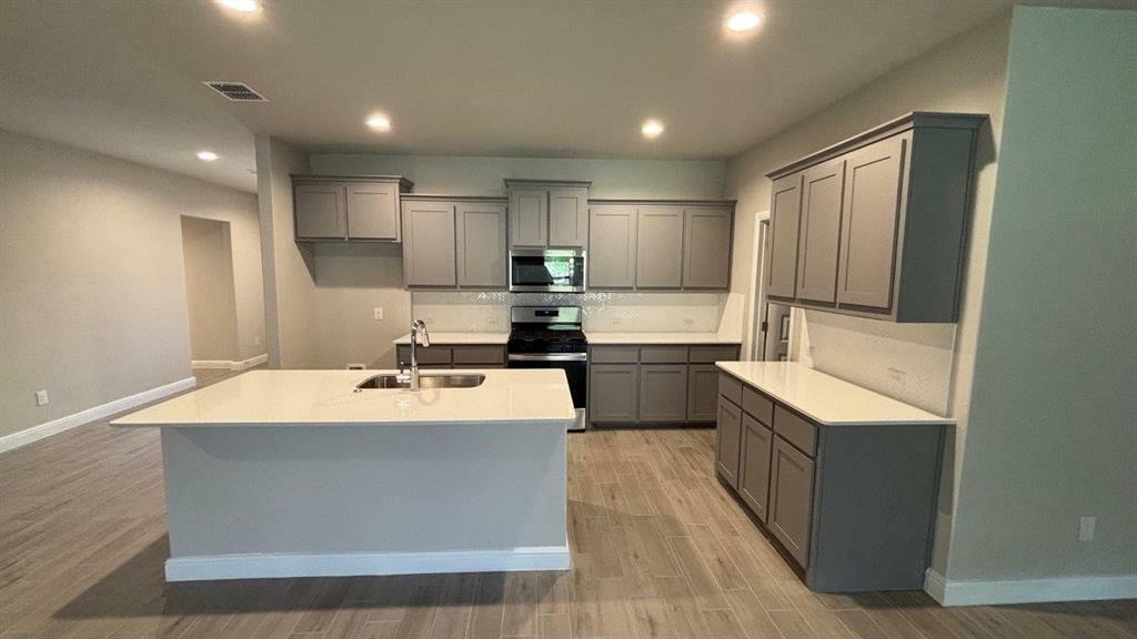 Property Photo: 1928 Cookes Lane TX 76033
