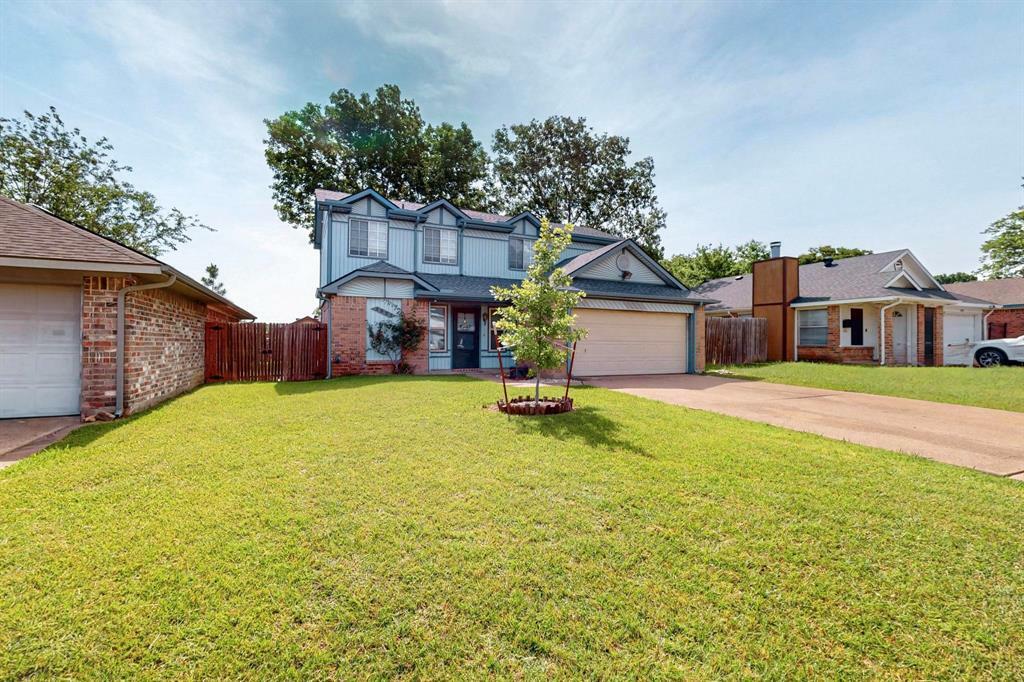 Property Photo: 4821 Abbott Avenue TX 76018