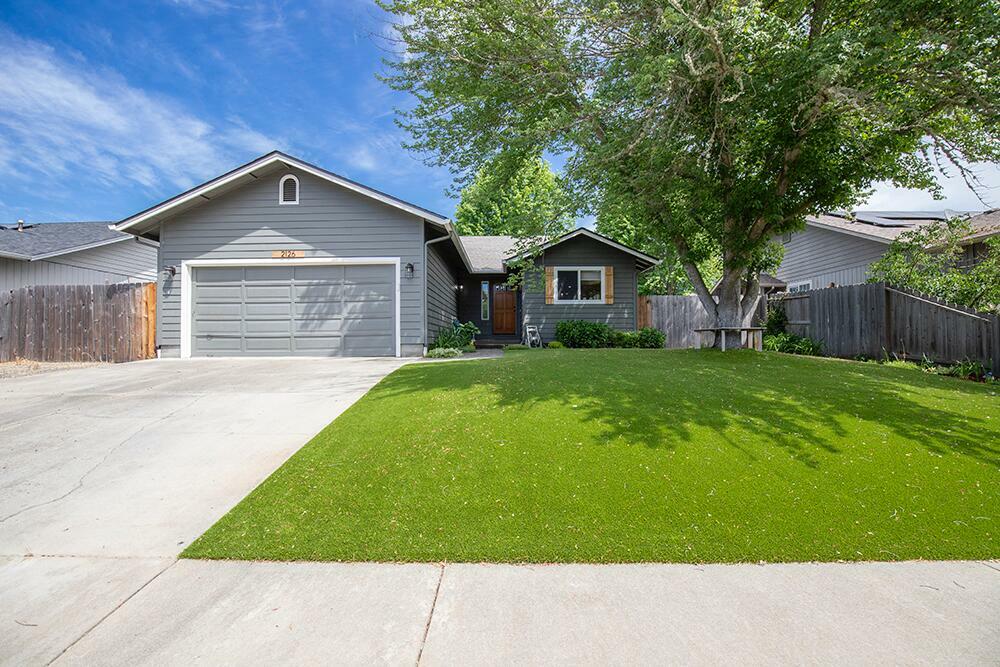 2126 SW Webster Road  Grants Pass OR 97526 photo