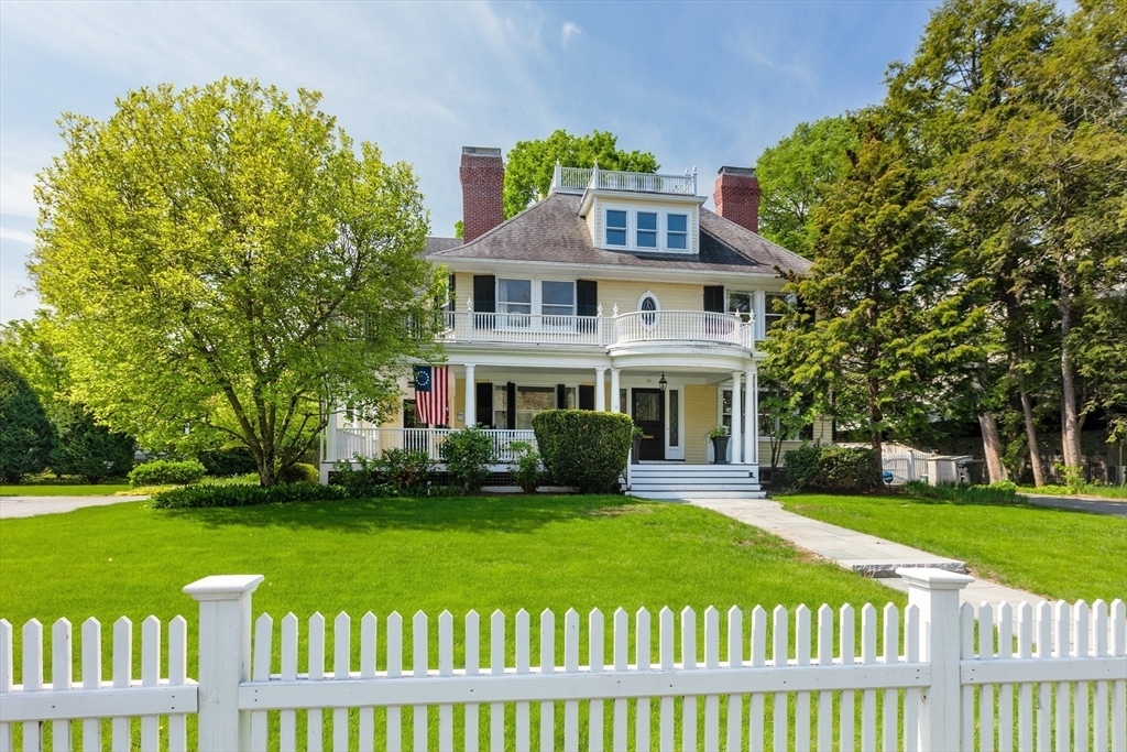 Property Photo: 59 Elm St MA 01742