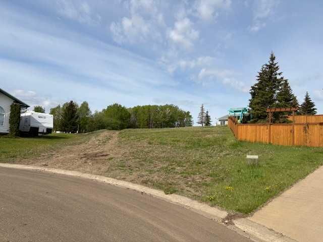 Property Photo:  4308 Meadow Lane  AB T0B 1V0 