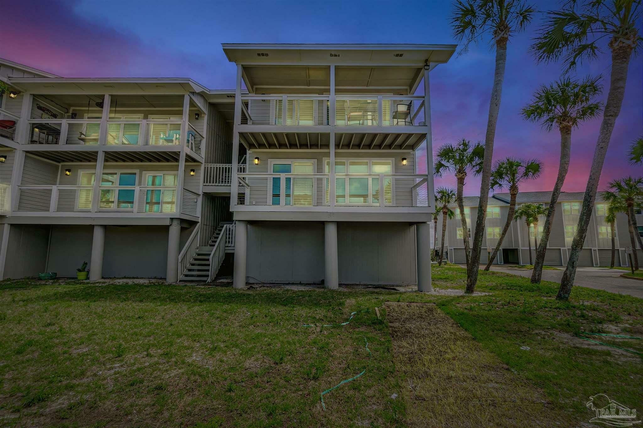 Property Photo: 200 Pensacola Beach Rd E2 FL 32561