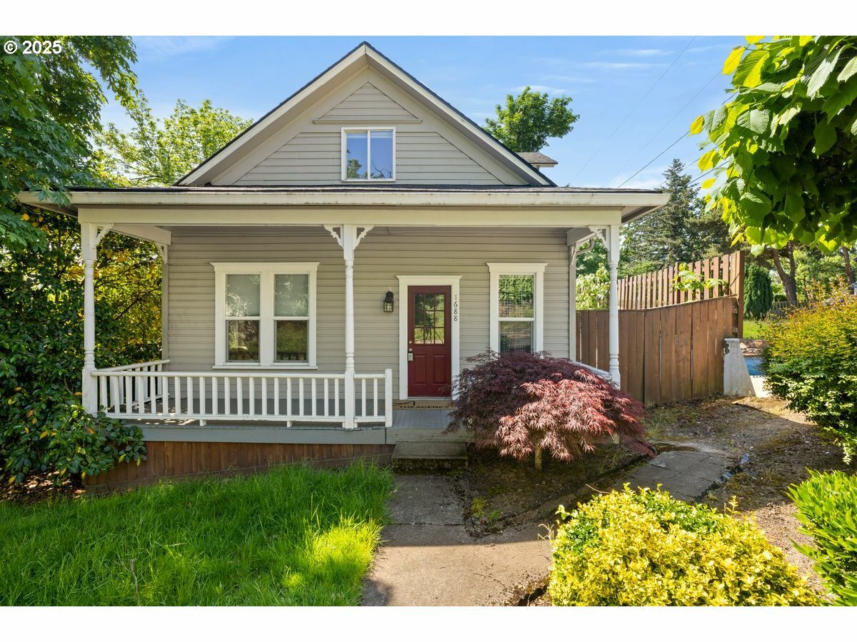 1688 Sunset Ave  West Linn OR 97068 photo