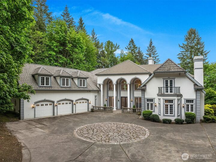 Property Photo: 22135 SE 134th Street WA 98027