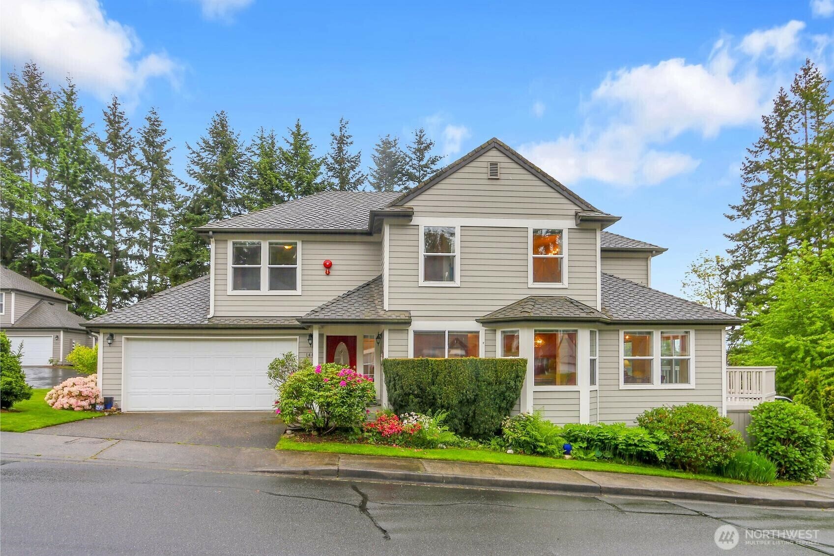 Property Photo: 1441 NW 202nd Lane WA 98177