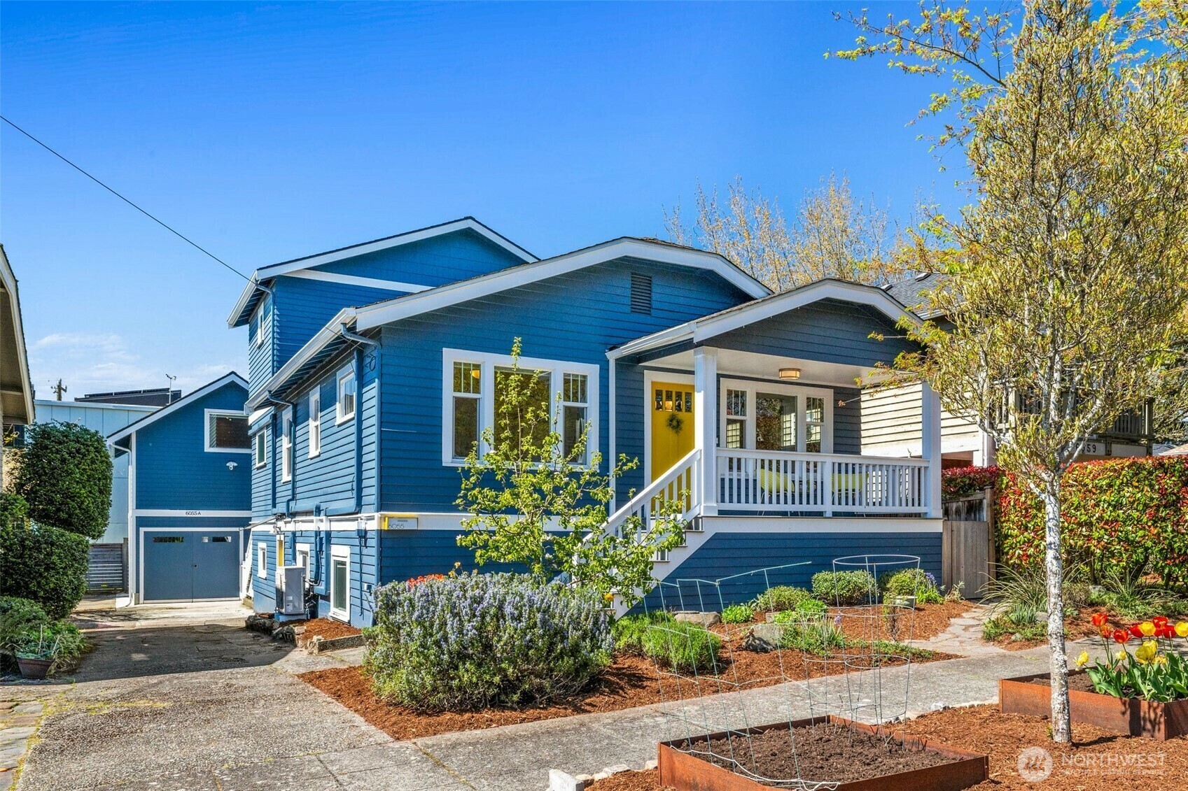 Property Photo: 6055 6th Avenue NW WA 98107
