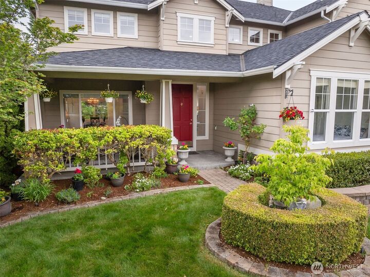 Property Photo: 24006 SE 10th Street WA 98075