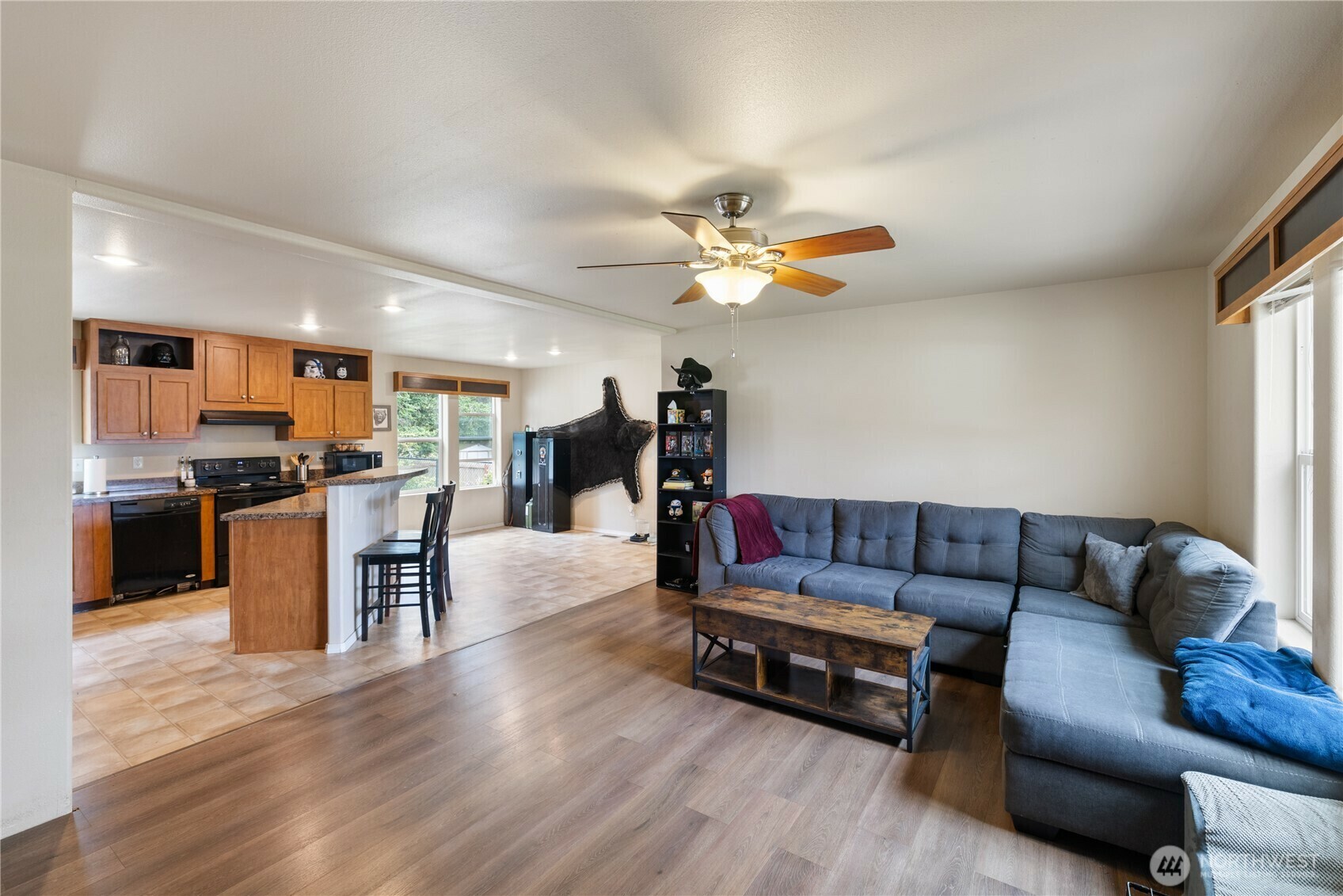 Property Photo: 964 Donald Avenue WA 98277